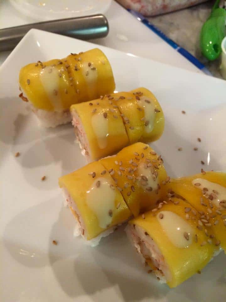 hawaii roll mango